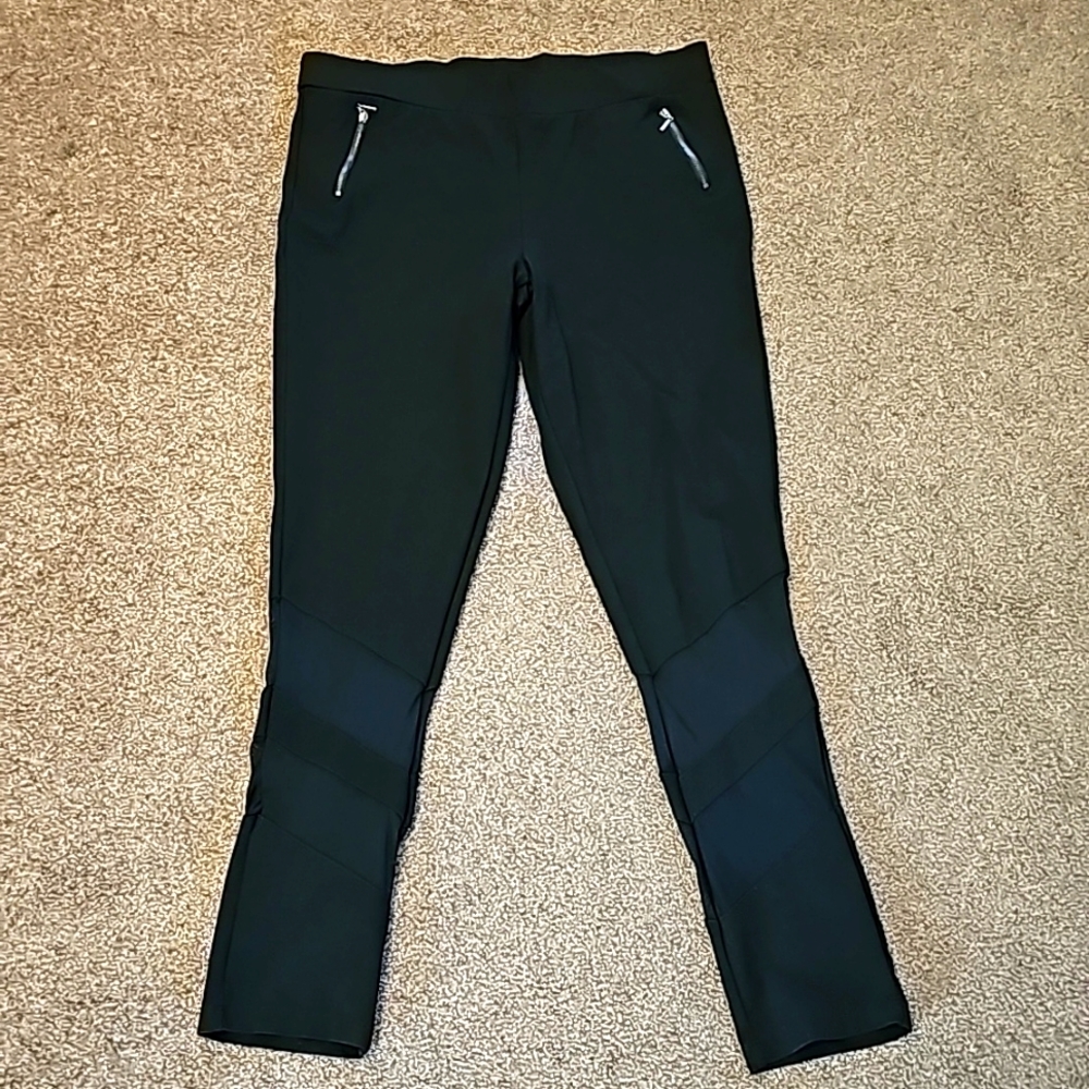 Leggings by Takara